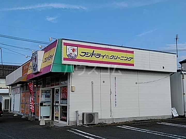 i・MOAの周辺