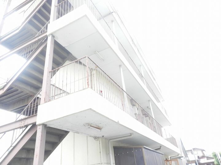 宮崎ハイツの外観