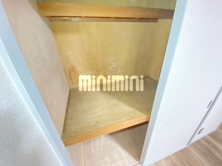 コートビレッジハラの内装