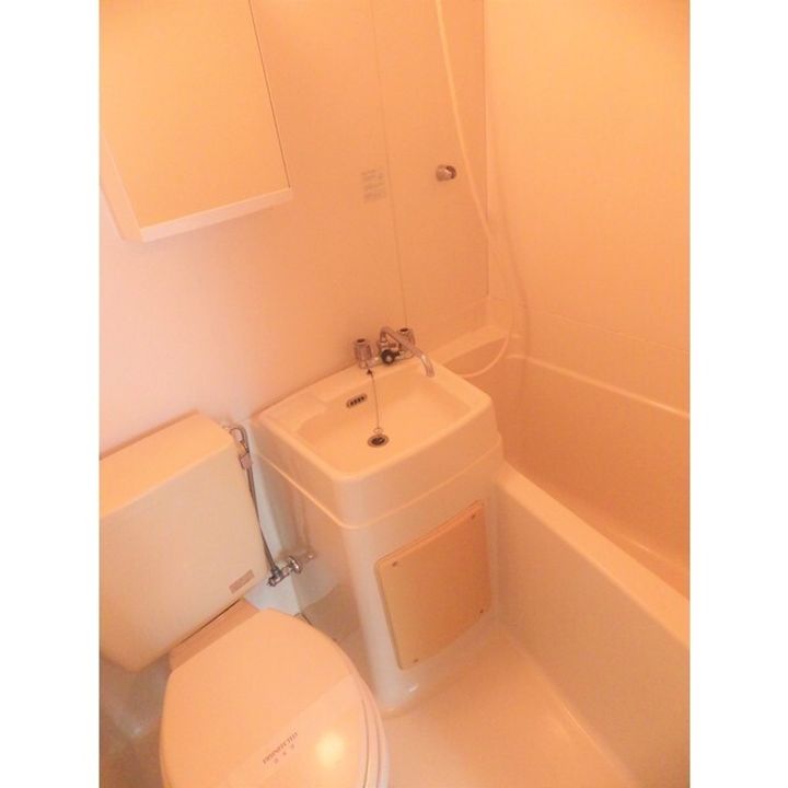 コーポ・コトブキの風呂