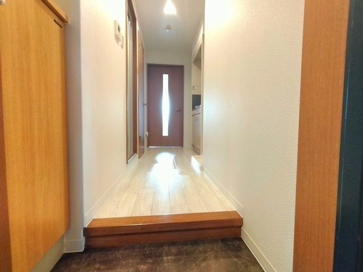 グラン・ブルー広瀬の玄関