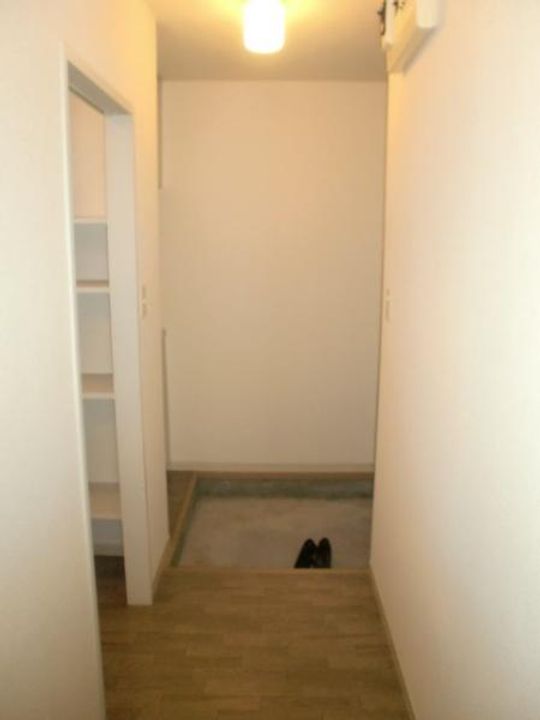 千葉県千葉市若葉区西都賀3(アパート)の賃貸物件の玄関