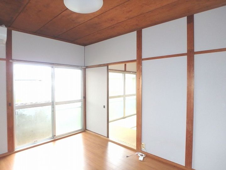 三重県松阪市川井町(一戸建)の賃貸物件の居間