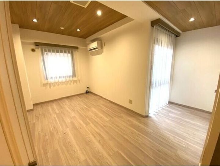 シーズンコート塩釜駅前の居間