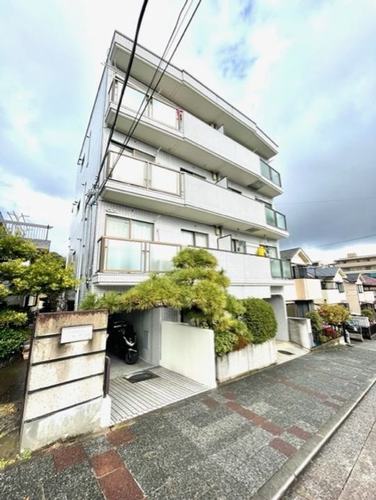 THE SHORE HOUSEの外観