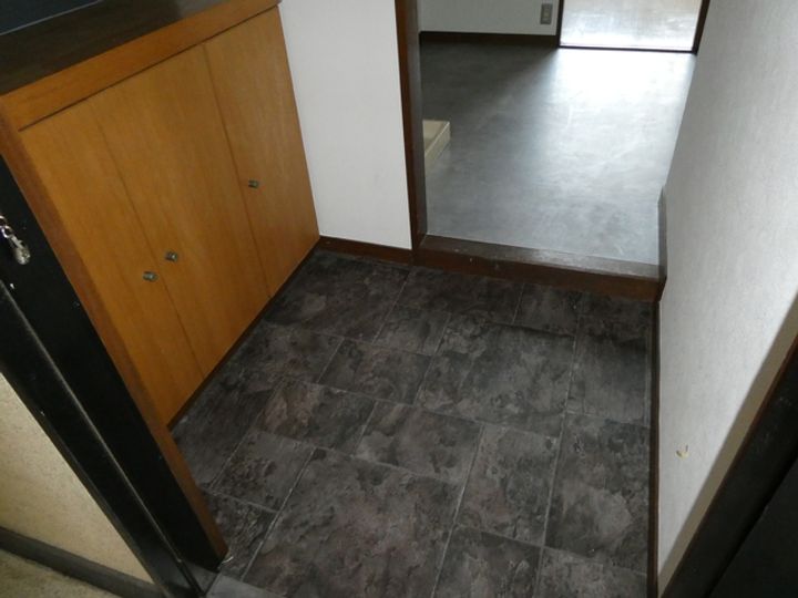 ベルコムつくばビルの玄関