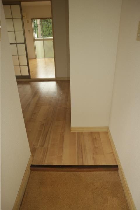 ホームカズキの玄関