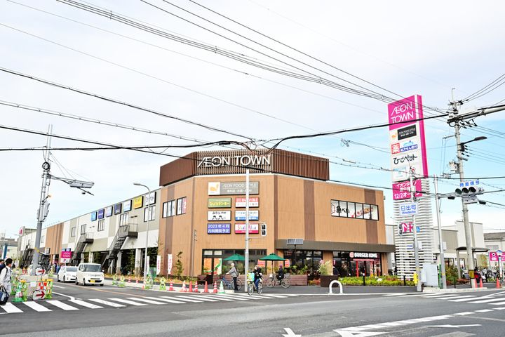 MS シャーメゾンの周辺