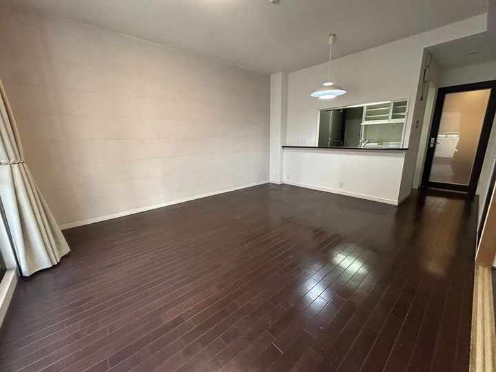 リベール桑田町Central Cityの居間