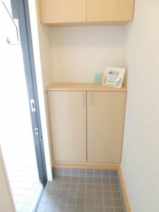 サニールーチェの玄関