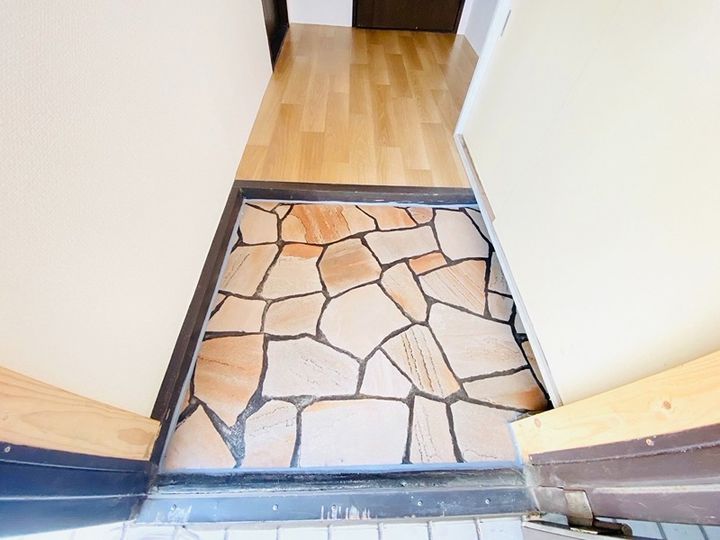 コモンシティハイツAの玄関