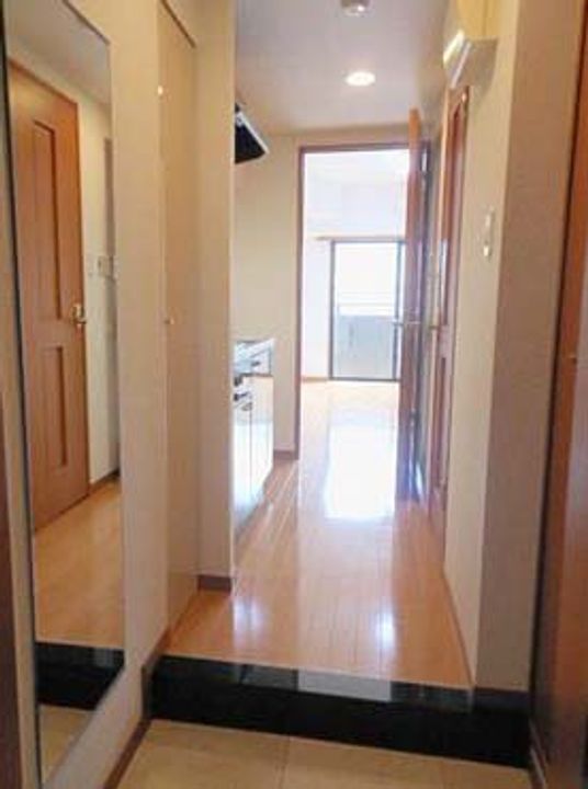 東京都港区高輪2(マンション)の賃貸物件の玄関