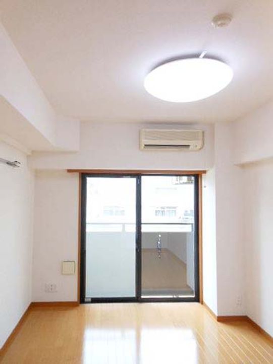 東京都港区高輪2(マンション)の賃貸物件の居間