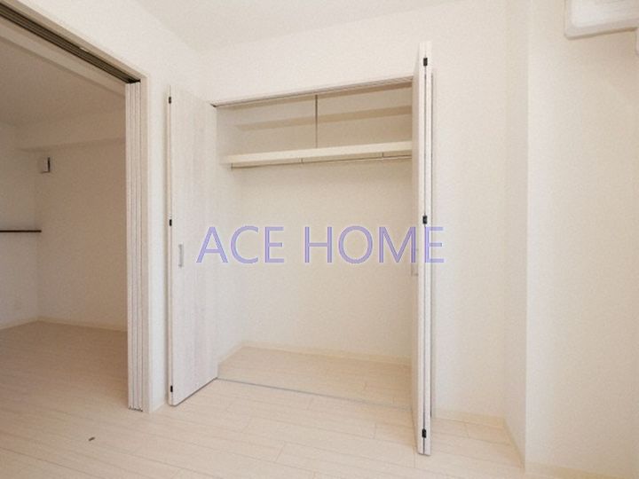 フォーリアライズ本町レクスの内装