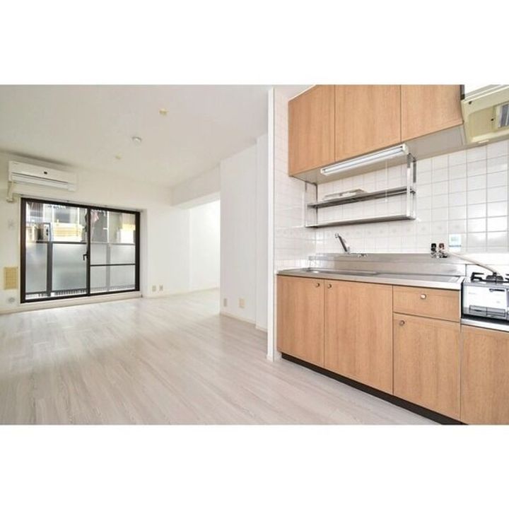 ライフ野江の居間