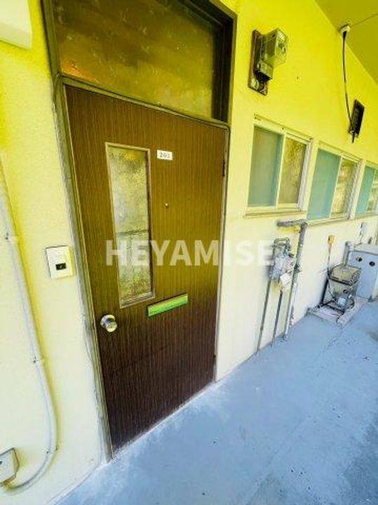 サンハイツ白木の玄関