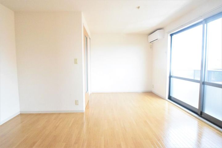 ビューテラス牛久の居間