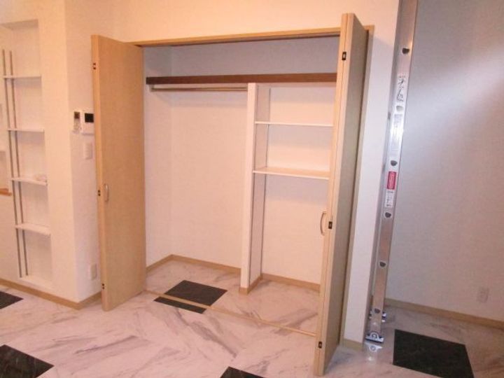 CASA 22の内装
