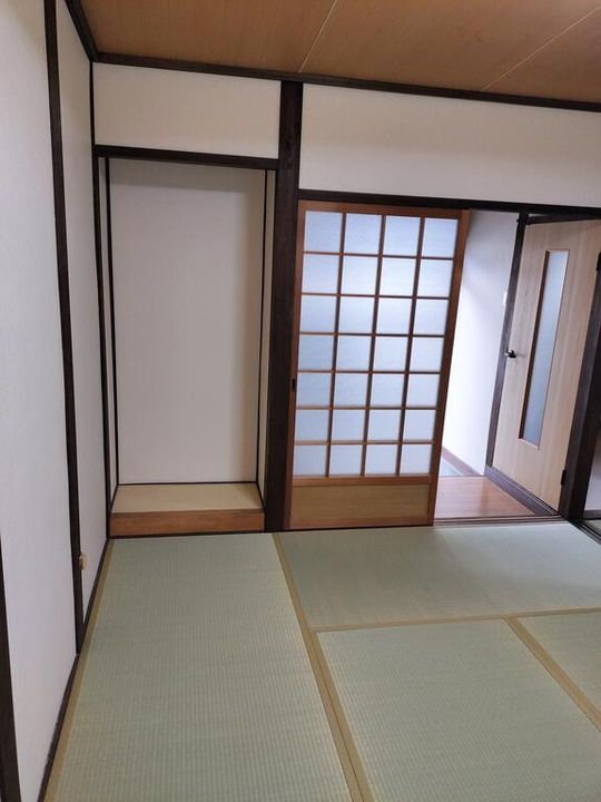 大阪府八尾市上之島町南2(一戸建)の賃貸物件の居間