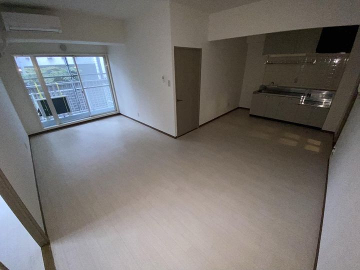 ブリヤン西川口の居間