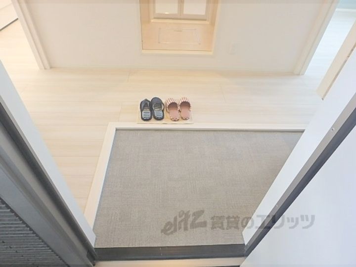 プティペルの玄関