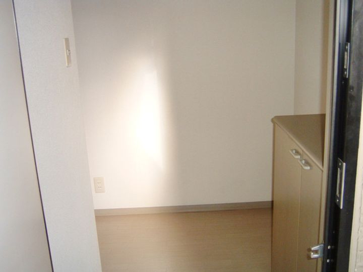 ヴィラ北山の玄関