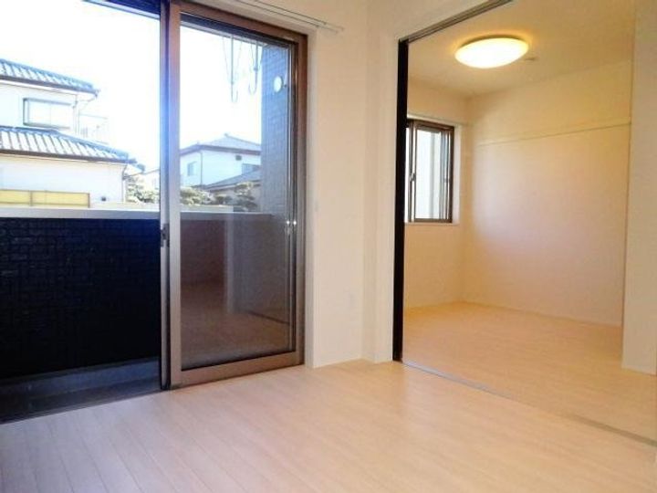 千葉県茂原市東郷(アパート)の賃貸物件の居間