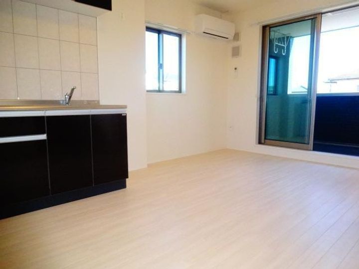 千葉県茂原市東郷(アパート)の賃貸物件の居間