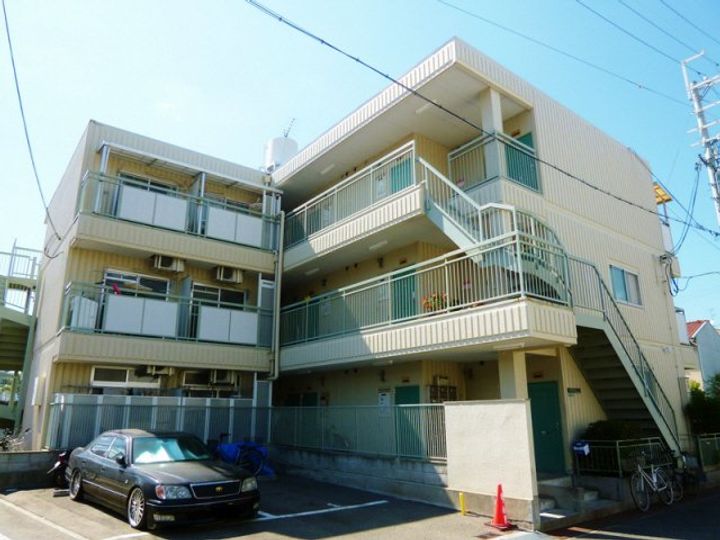 寿マンションの外観