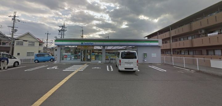 カーサ・ミガタの周辺