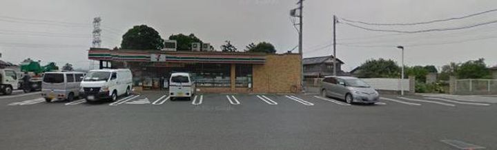 オークヒルズの周辺