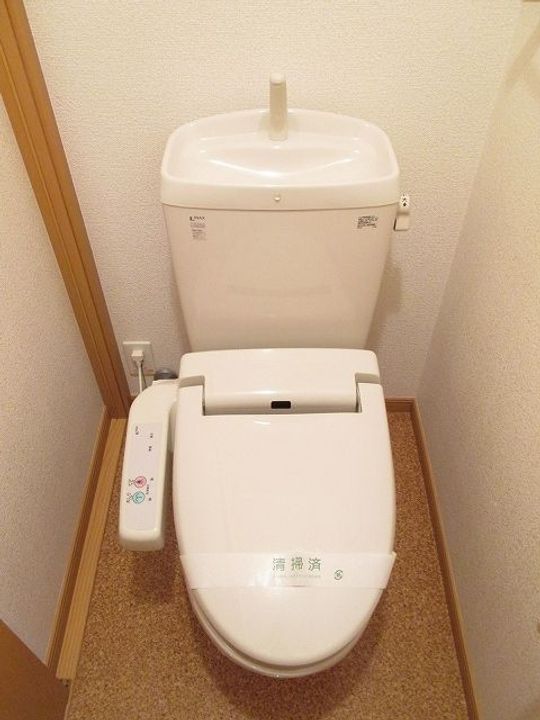 ハリエンジュの内装