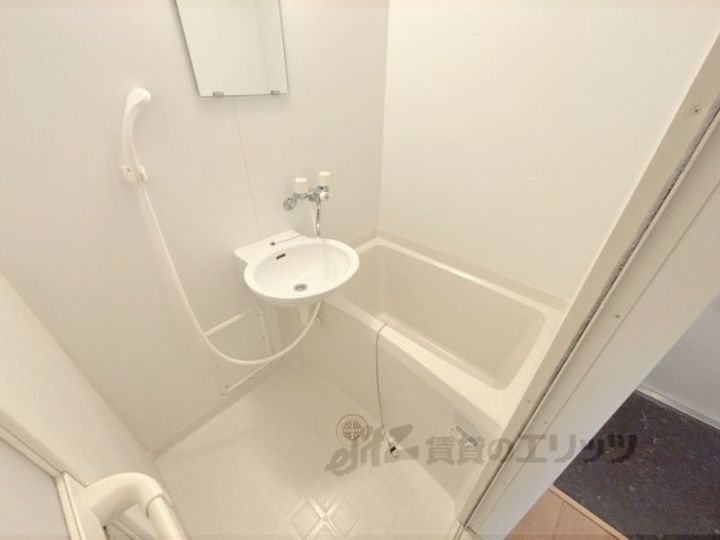 レオパレスひらかたの風呂