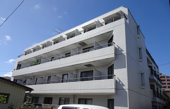 ベルシティ台原の外観