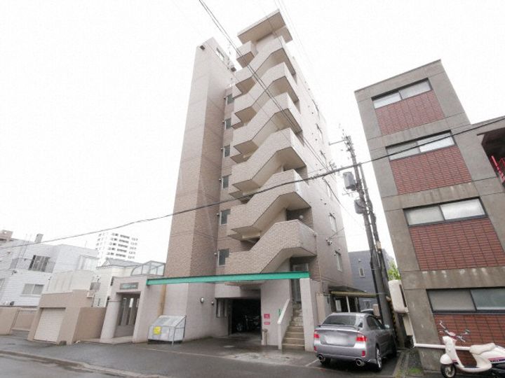 北海道札幌市中央区北三条西21(マンション)の賃貸物件の外観