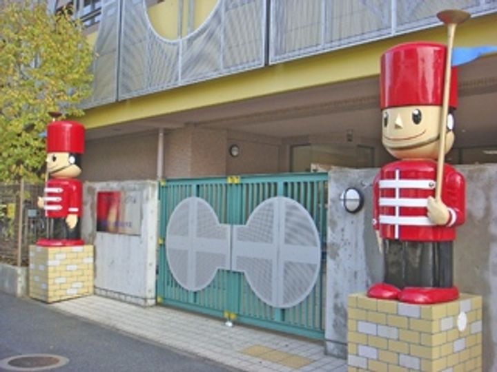 ラ・グランツの周辺