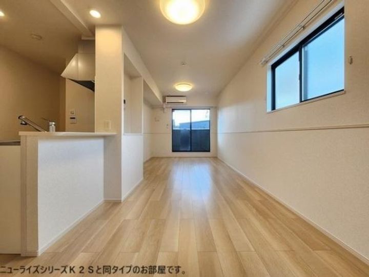 宮崎県宮崎市恒久4(アパート)の賃貸物件の居間