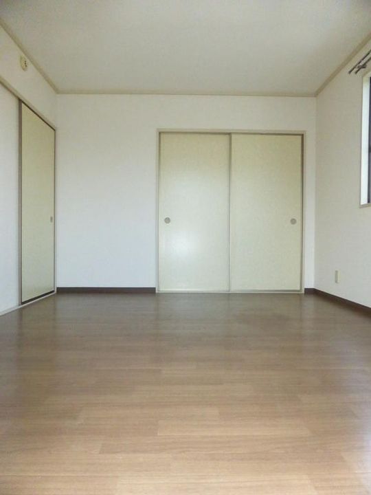 カーサ淀師の居間