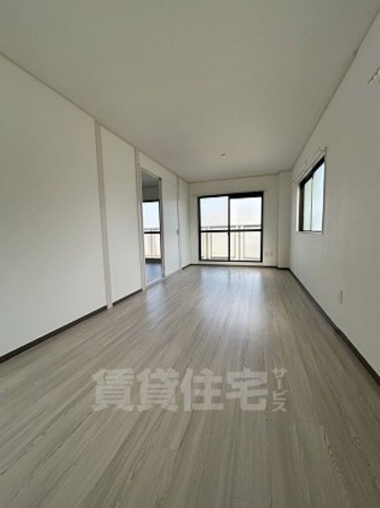 兵庫県西宮市甲子園九番町(マンション)の賃貸物件の居間