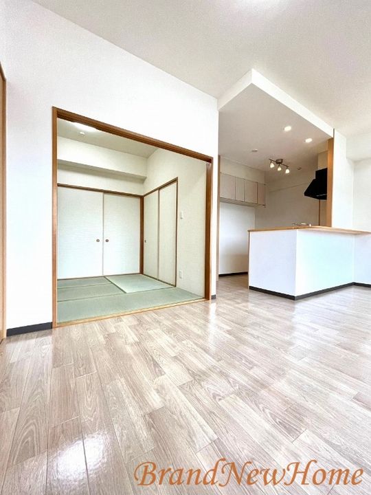甲燿の居間