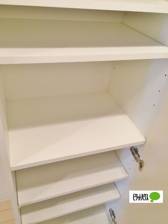 パレ・ホームズ西高島平の玄関