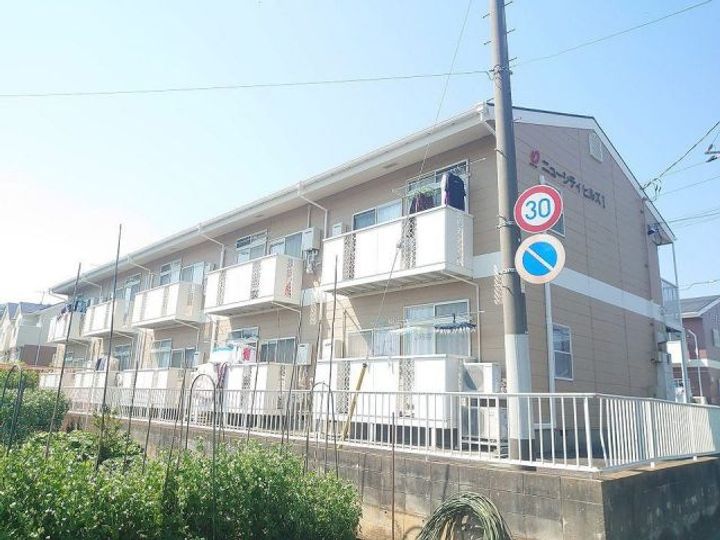 ニューシティヒルズの外観