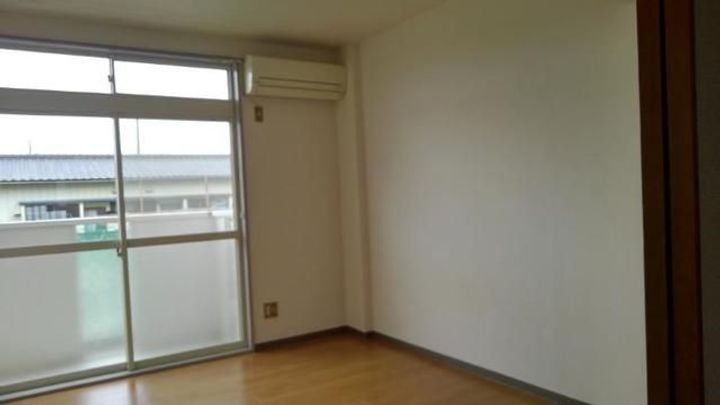 ニューシティヒルズの居間