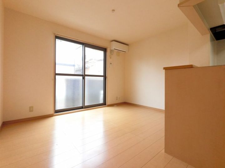 千葉県千葉市中央区蘇我3(アパート)の賃貸物件の居間