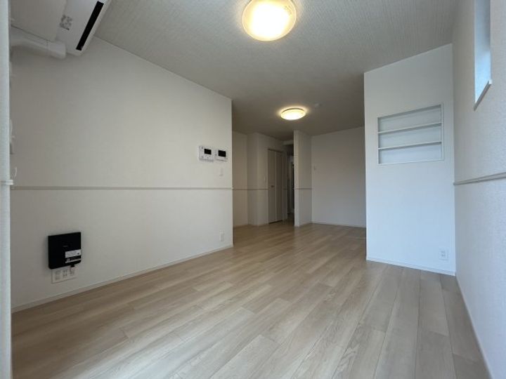 ルル・ミヤの居間