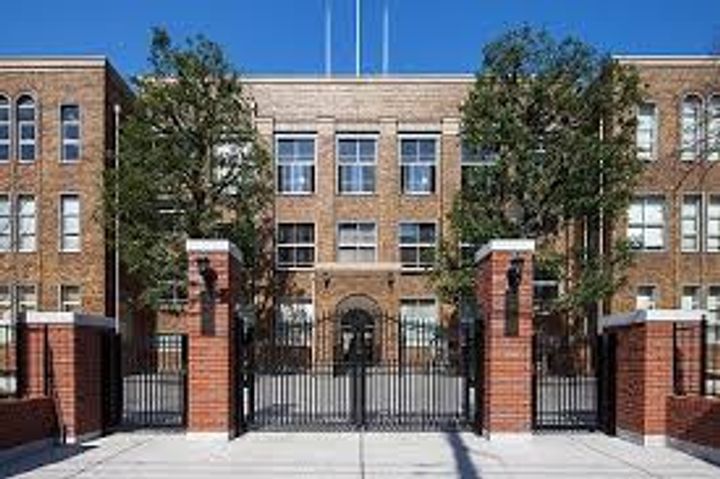 ルミエールコートの周辺