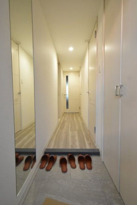 プレミアムコート千里丘の玄関