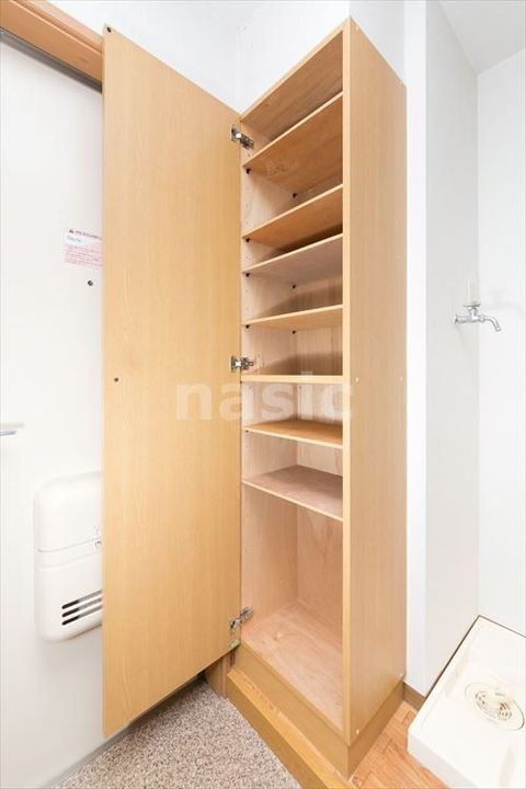 Augusta壱番館の玄関