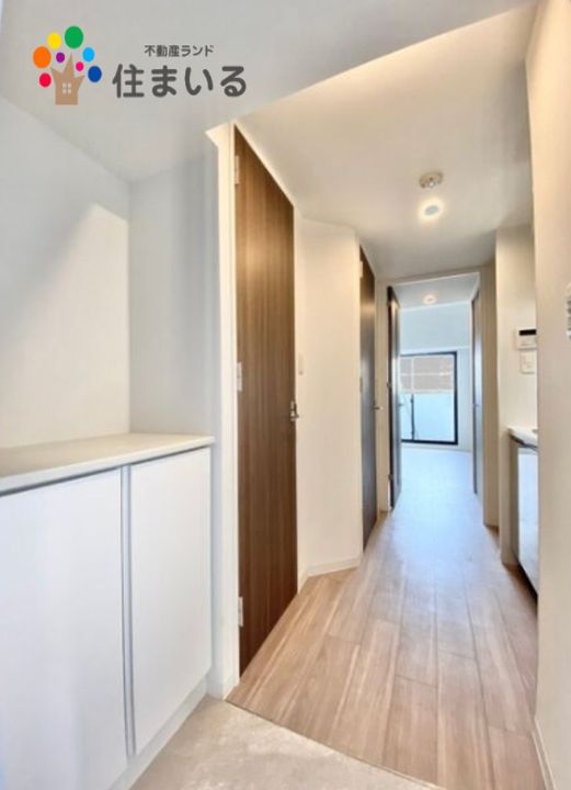 愛知県名古屋市天白区古川町の賃貸マンションの玄関