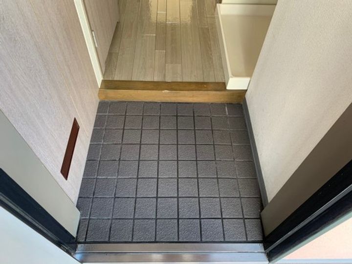 日経舟入南の玄関